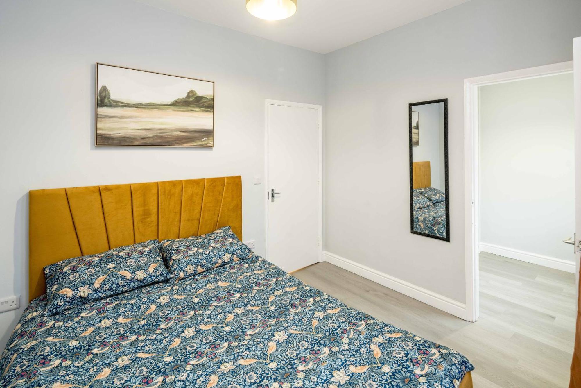 Free Parking, 2 Beds,Close To Train Station Bedford Ngoại thất bức ảnh