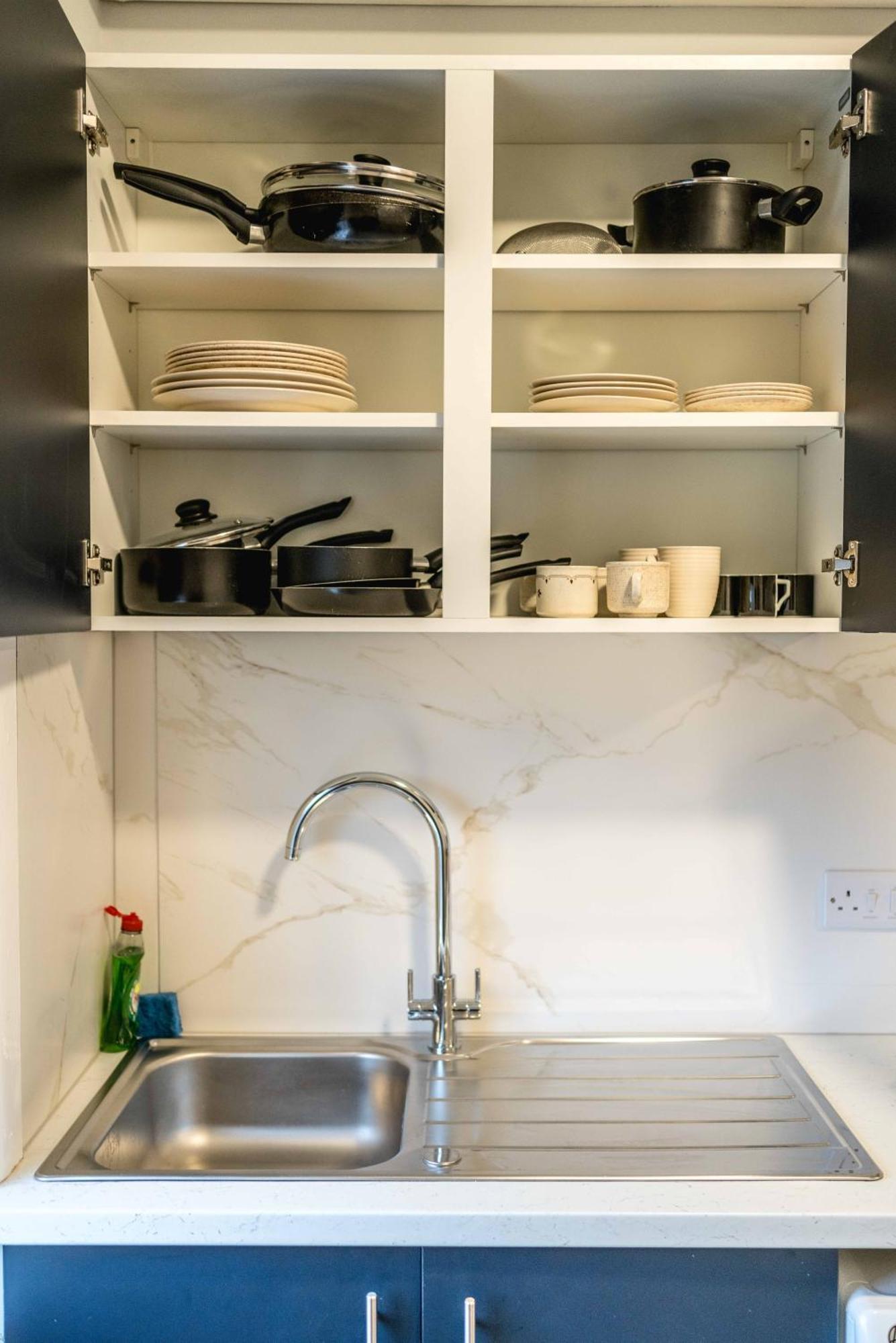 Free Parking, 2 Beds,Close To Train Station Bedford Ngoại thất bức ảnh